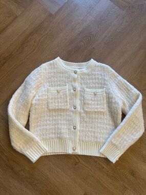 Women's Cream Bouclé Button-Front Cardigan Sweater